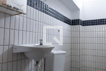 Apartamento para alugar com 48m², 2 quartos e sem vaga Apartamento para alugar com 48m², 2 quartos e sem vagaBanheiro