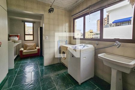 Apartamento para alugar com 300m², 3 quartos e 1 vagaÁrea de serviço