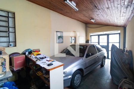 Casa à venda com 185m², 3 quartos e 1 vaga Casa à venda com 185m², 3 quartos e 1 vagaGaragem