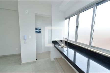 Apartamento à venda com 60m², 2 quartos e 2 vagasCozinha