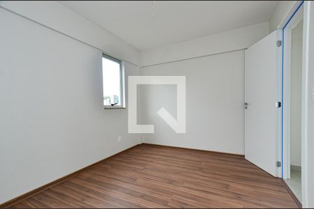 Quarto 1 de apartamento à venda com 2 quartos, 60m² em Santo Antônio, Belo Horizonte