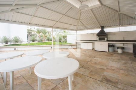 Apartamento à venda com 235m², 5 quartos e 4 vagasChurrasqueira