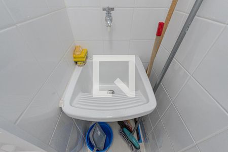 Apartamento para alugar com 56m², 2 quartos e sem vaga Apartamento para alugar com 56m², 2 quartos e sem vagaCozinha e Área de Serviço