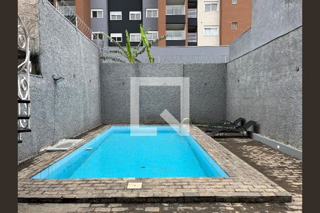 Casa à venda com 260m², 4 quartos e sem vagaPiscina