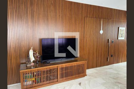 Apartamento à venda com 140m², 4 quartos e 3 vagasSala