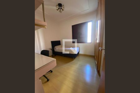 Apartamento à venda com 140m², 4 quartos e 3 vagasQuarto