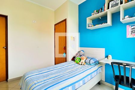 Casa de condomínio à venda com 254m², 3 quartos e 4 vagasSuíte 2