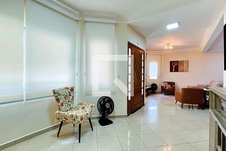 Casa de condomínio à venda com 254m², 3 quartos e 4 vagasSala