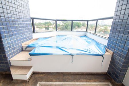 Apartamento à venda com 216m², 3 quartos e 3 vagasVaranda Gourmet - Piscina