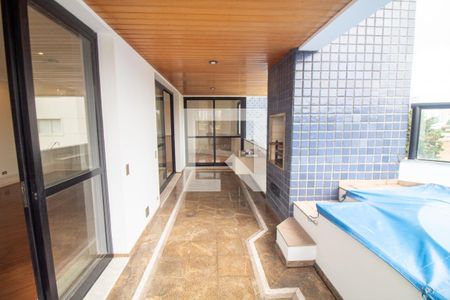 Apartamento à venda com 216m², 3 quartos e 3 vagasVaranda Gourmet