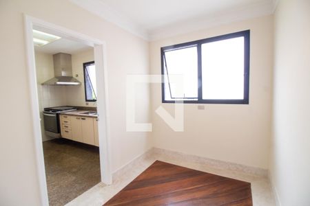 Apartamento à venda com 216m², 3 quartos e 3 vagasCopa