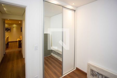 Apartamento à venda com 105m², 3 quartos e 2 vagasQuarto 2