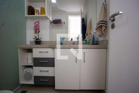 Apartamento à venda com 105m², 3 quartos e 2 vagasBanheiro da Suíte 2