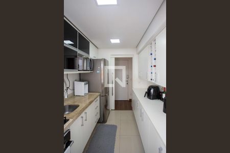 Apartamento à venda com 105m², 3 quartos e 2 vagasCozinha