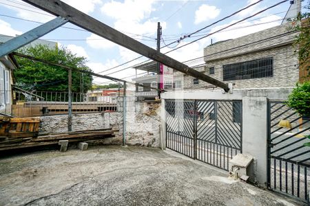 Casa à venda com 550m², 2 quartos e 2 vagasQuintal