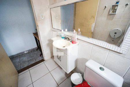 Banheiro de casa à venda com 2 quartos, 550m² em Vila Esperança, São Paulo