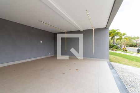 Casa de condomínio à venda com 462m², 3 quartos e 4 vagas Área externa 