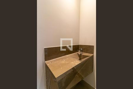 Casa de condomínio à venda com 462m², 3 quartos e 4 vagasLavabo