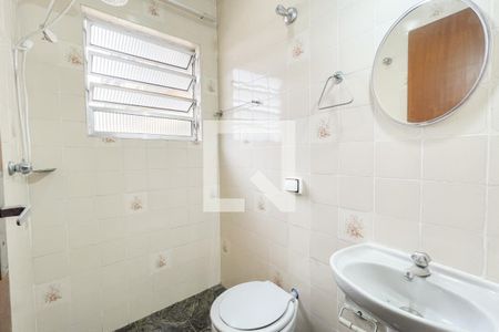 Casa à venda com 273m², 5 quartos e 3 vagasBanheiro Social