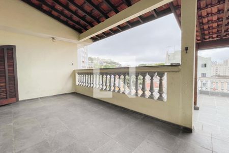 Casa à venda com 273m², 5 quartos e 3 vagasSacada