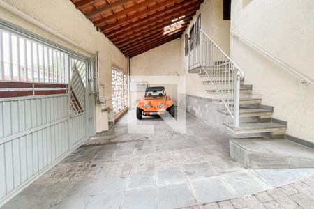 Casa à venda com 273m², 5 quartos e 3 vagasGaragem