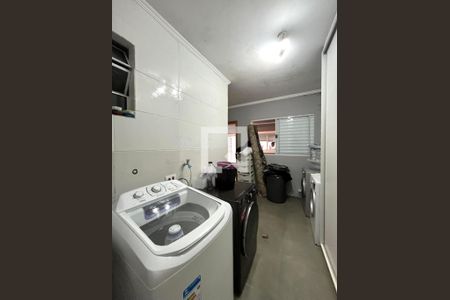 Casa à venda com 360m², 3 quartos e 12 vagasÁrea de Serviço