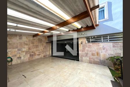 Casa à venda com 360m², 3 quartos e 12 vagasGaragem