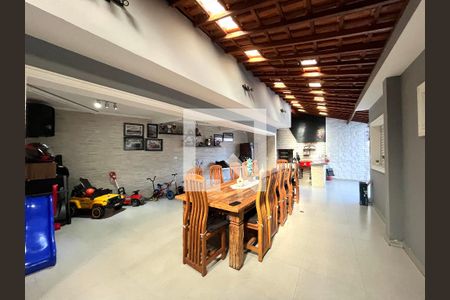 Casa à venda com 360m², 3 quartos e 12 vagasÁrea externa