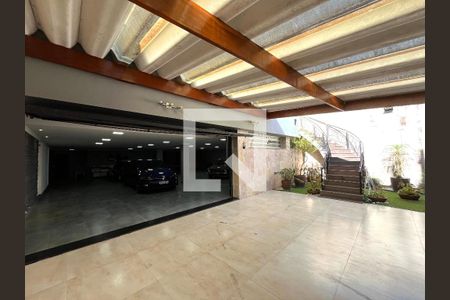 Casa à venda com 360m², 3 quartos e 12 vagasGaragem
