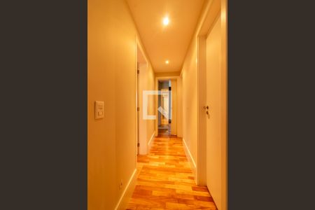 Apartamento para alugar com 112m², 2 quartos e 2 vagasCorredor