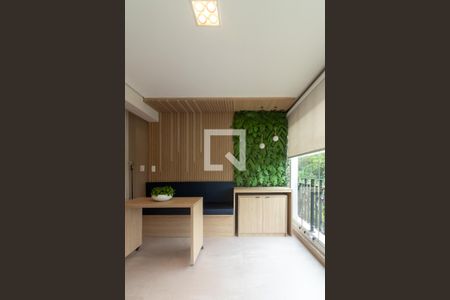 Apartamento para alugar com 112m², 2 quartos e 2 vagasVaranda