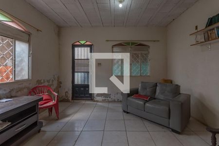 Casa à venda com 190m², 3 quartos e 2 vagas Casa à venda com 190m², 3 quartos e 2 vagasCasa 2 - Sala