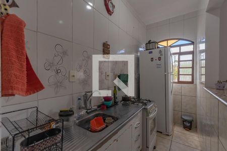 Casa à venda com 190m², 3 quartos e 2 vagas Casa à venda com 190m², 3 quartos e 2 vagasCozinha