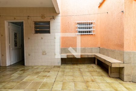 Casa à venda com 158m², 3 quartos e 2 vagas Casa à venda com 158m², 3 quartos e 2 vagasQuintal- Área da Churrasqueira