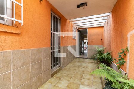 Casa à venda com 158m², 3 quartos e 2 vagas Casa à venda com 158m², 3 quartos e 2 vagasCorredor Lateral