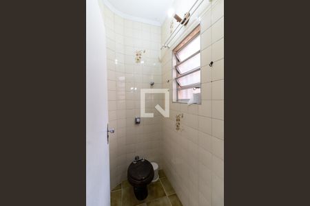 Banheiro de casa à venda com 3 quartos, 158m² em Vila Moinho Velho, São Paulo