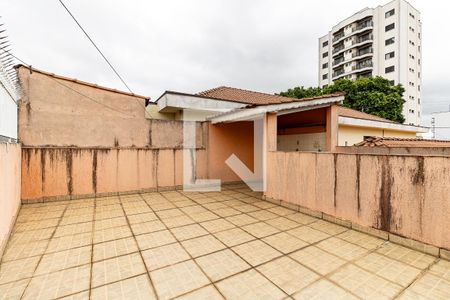 Casa à venda com 158m², 3 quartos e 2 vagas Casa à venda com 158m², 3 quartos e 2 vagasTerraço