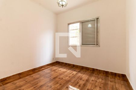 Casa à venda com 158m², 3 quartos e 2 vagas Casa à venda com 158m², 3 quartos e 2 vagasQuarto 2