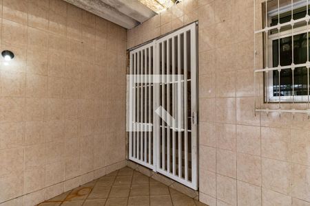 Casa à venda com 158m², 3 quartos e 2 vagas Casa à venda com 158m², 3 quartos e 2 vagasEntrada