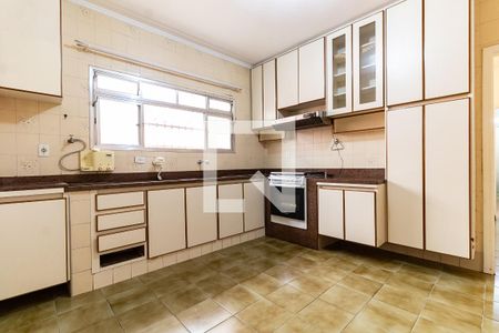 Casa à venda com 158m², 3 quartos e 2 vagas Casa à venda com 158m², 3 quartos e 2 vagasCozinha