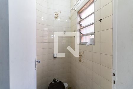 Banheiro de casa à venda com 3 quartos, 158m² em Vila Moinho Velho, São Paulo