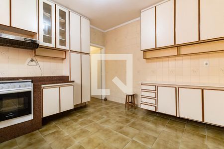 Casa à venda com 158m², 3 quartos e 2 vagas Casa à venda com 158m², 3 quartos e 2 vagasCozinha