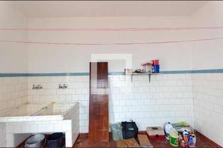 Casa à venda com 300m², 4 quartos e 4 vagasÁrea de Serviço