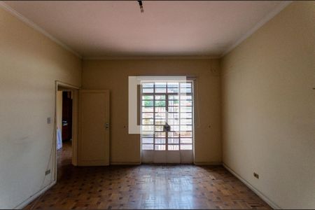 Casa à venda com 300m², 4 quartos e 4 vagasSuíte