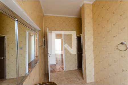 Casa à venda com 300m², 4 quartos e 4 vagasBanheiro