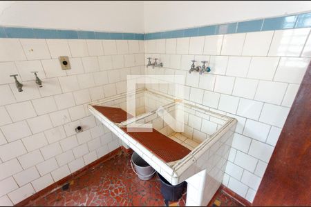 Casa à venda com 300m², 4 quartos e 4 vagasÁrea de Serviço