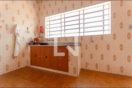 Casa à venda com 300m², 4 quartos e 4 vagasCozinha