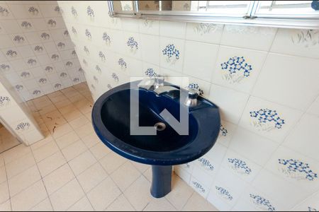 Casa à venda com 300m², 4 quartos e 4 vagasBanheiro da Suíte