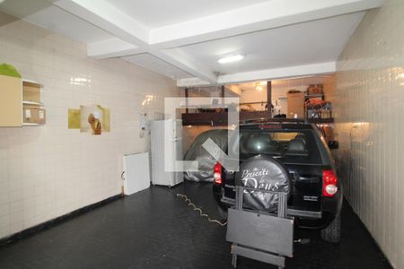 Casa à venda com 220m², 4 quartos e 6 vagasGaragem