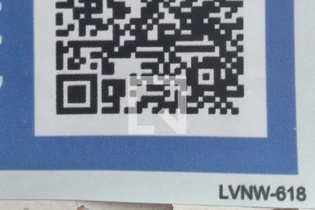 Casa à venda com 220m², 4 quartos e 6 vagas Casa à venda com 220m², 4 quartos e 6 vagasFachada